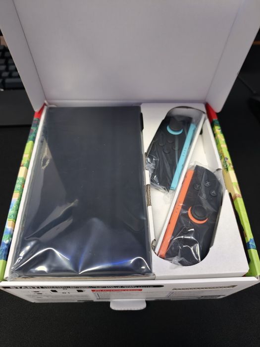 Nintendo Switch 2 (praktycznie nówka)