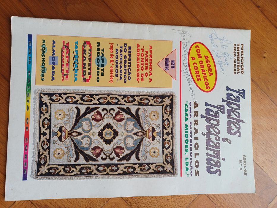 7 Revistas "Tapetes e Tapeçarias"