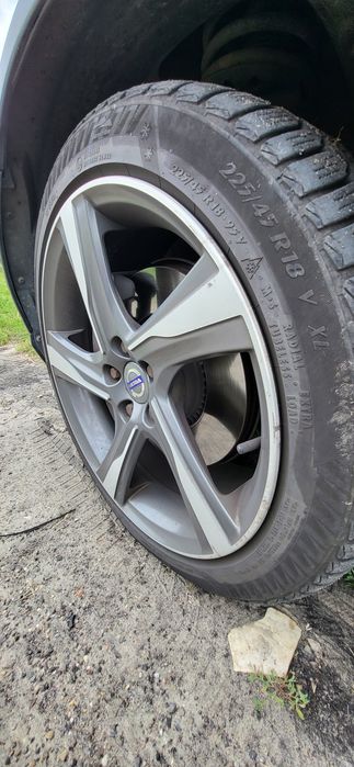 Felgi Volvo S60 V70 Ixion R design plus opony zimowe