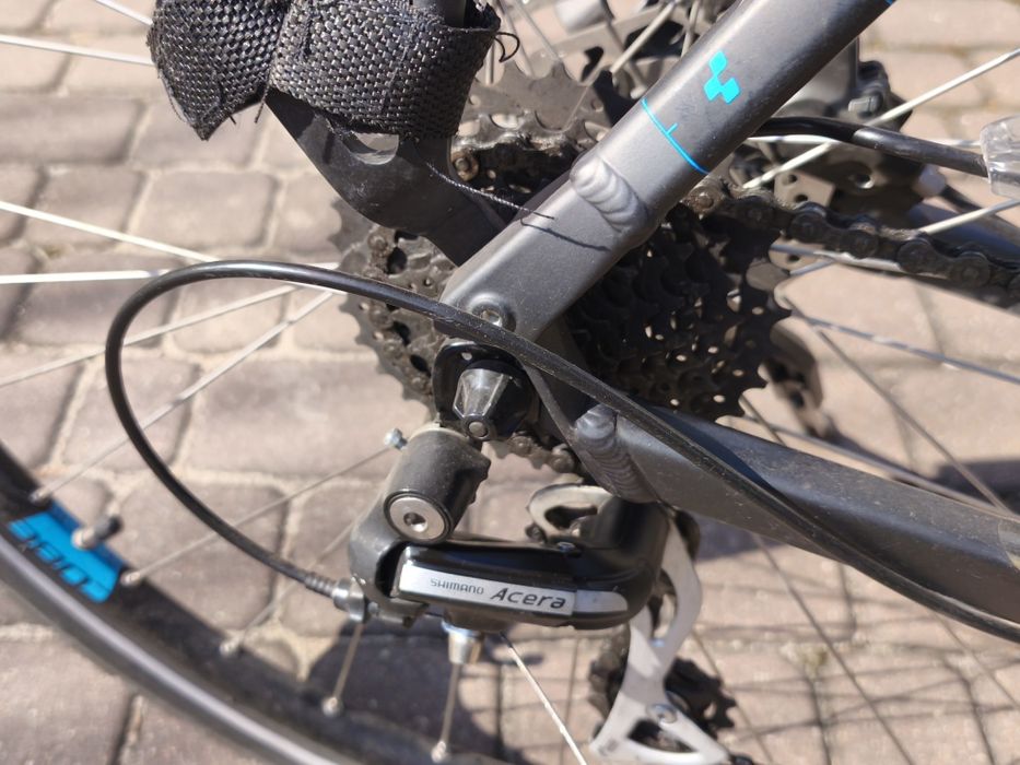 Rower trekingowy cube touring  on1