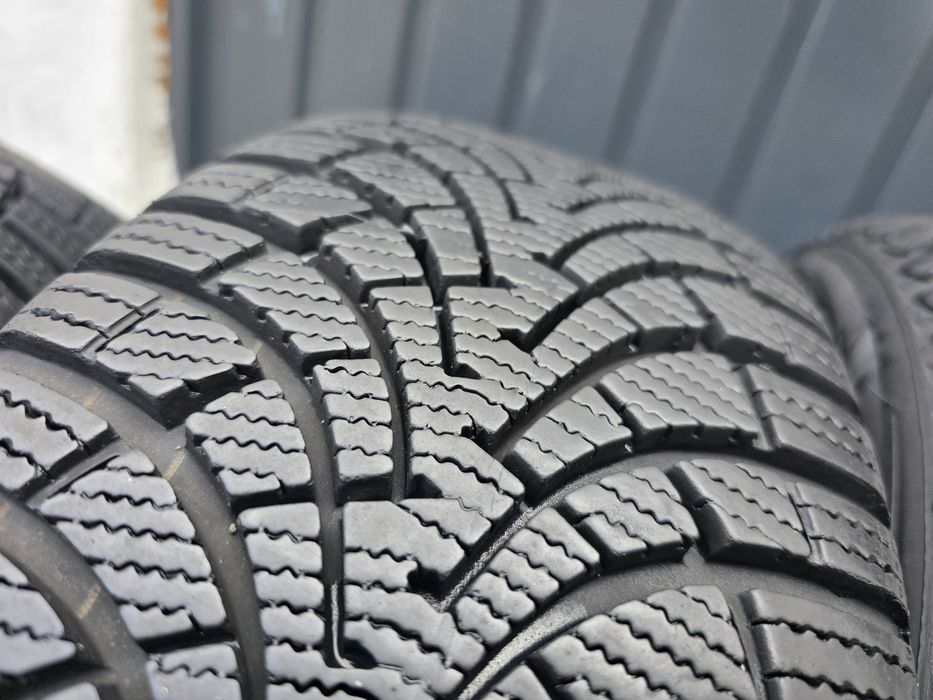 Opony Zima Goodyear 205/55/16 Komplet Ładne