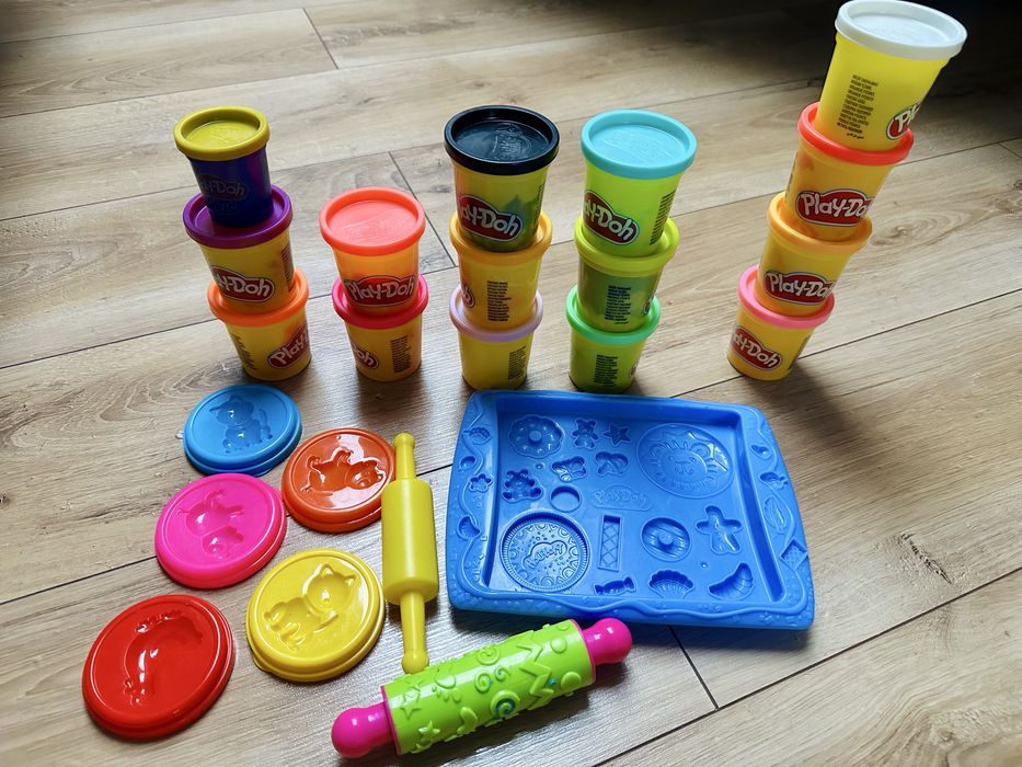Mega zestaw play-doh lodziarnia, dentysta, koniki, straz pozarna