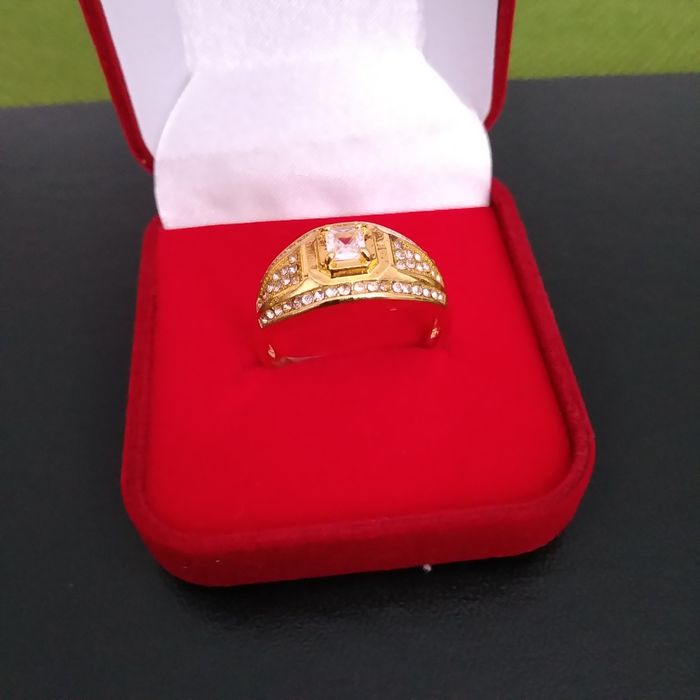 Sygnet męski z cyrkoniami