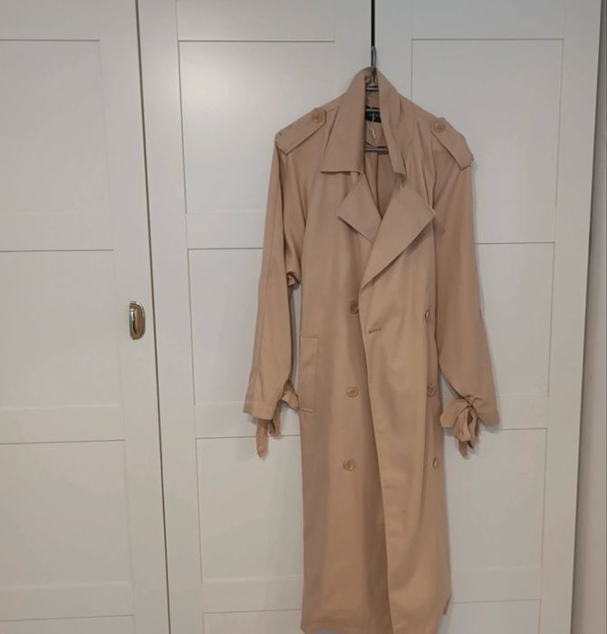 Plaszcz beżowy nowy