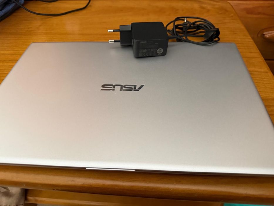 Asus VivoBook Ryzen7