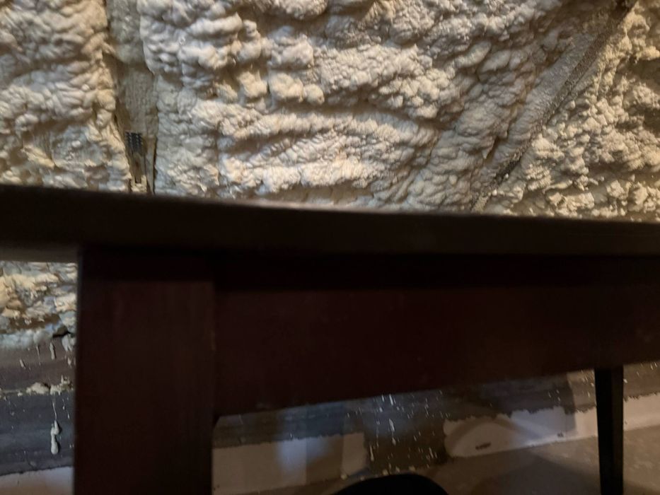 Stół na sprzedaż bardzo ciemny dąb z dostawką duży