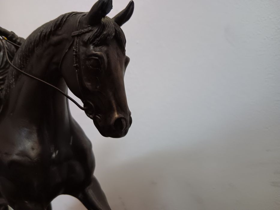 Angielska Figura Jeźdźca na Koniu-34/28 cm.Bardzo ciężka..