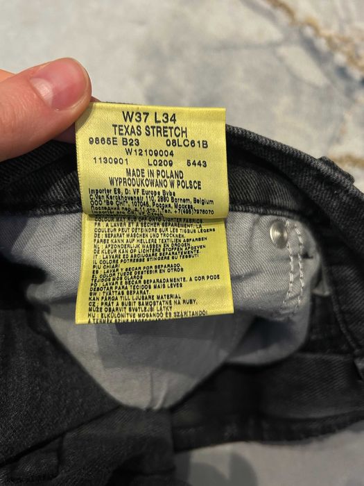 Wrangler _ Czarne jeansowe spodnie W37 L34