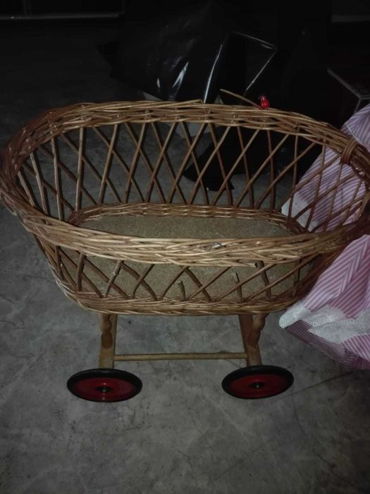 Carrinho para bonecas