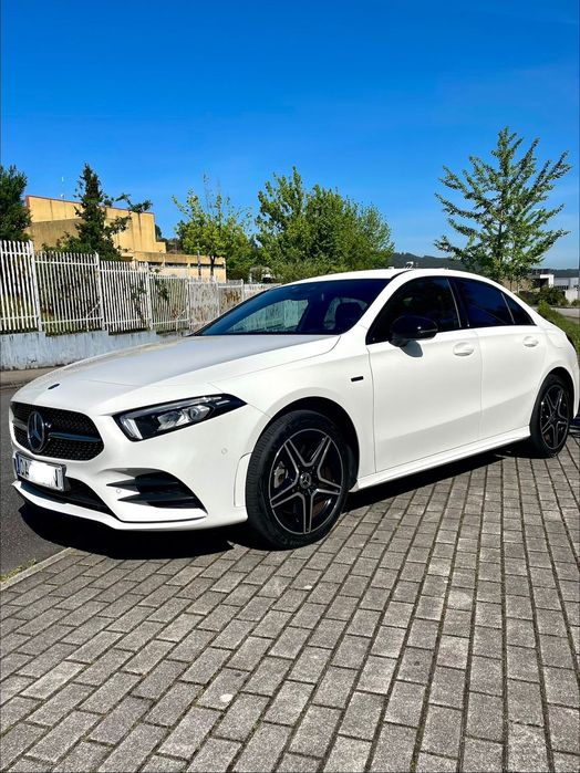 Mercedes-Benz A 250 Limousine e 8G-DCT AMG Line