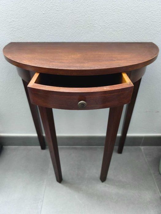 Mesa de Encostar "Meia-Lua" Estilo D. Maria – Vintage/Antiguidade 2 Disp.