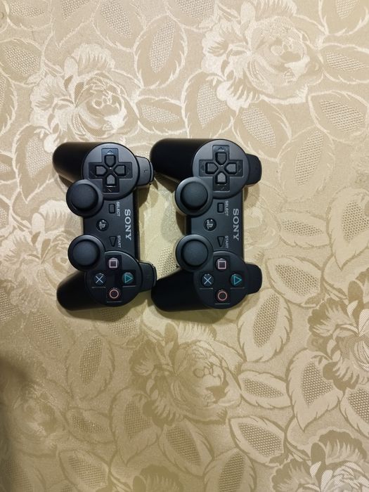 Pady ps3 PlayStation 3, stan bardzo dobry, oryginalne, wysyłka olx