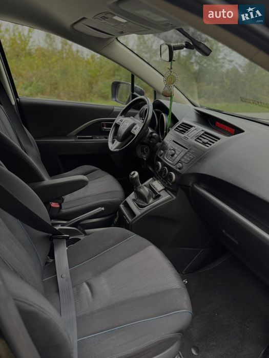 Mazda 5 2012року