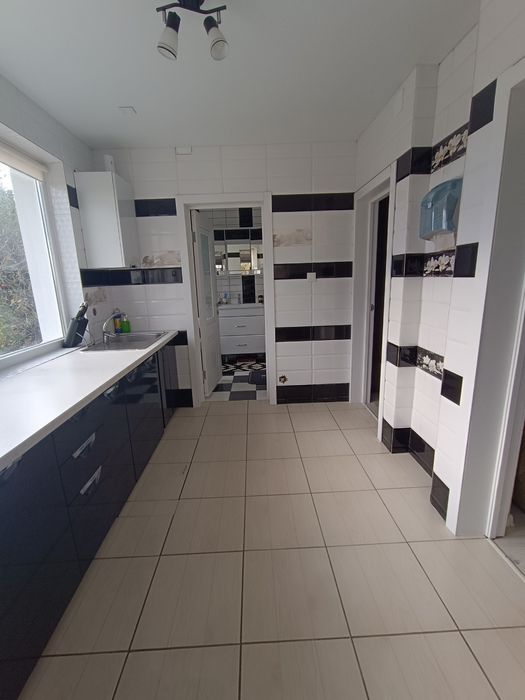 Продається компактний житловий будинок з ремонтом