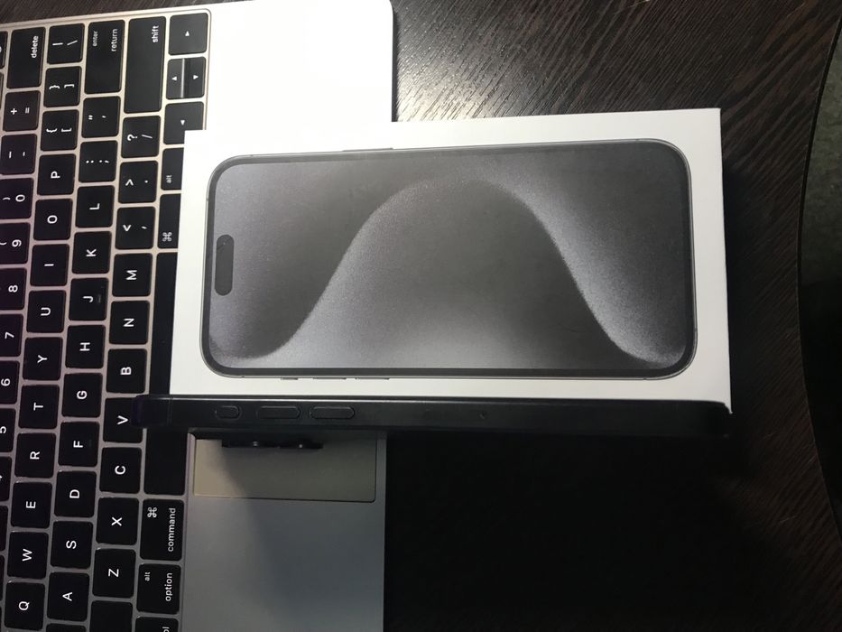 Apple iphone 15 Pro Max 256Gb Black Titanium Физ сим
