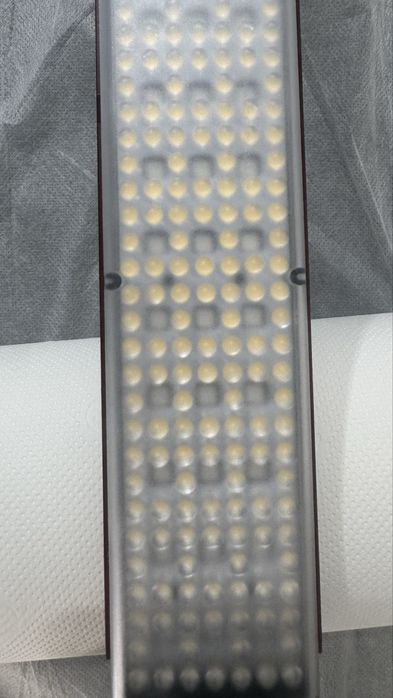 Sprzedam lampę LED Yongnuo YN360 III RGB