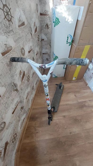 Самокат трюковой Explore