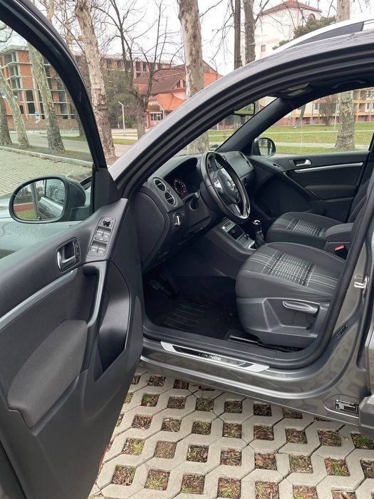 VW TIGUAN Lounge 2.0 TDI