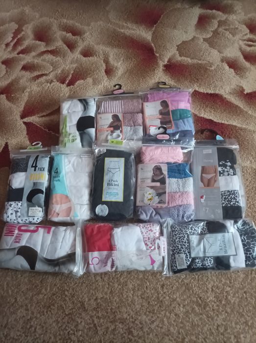 Труси жіночі різних розмірів і  різних цін різних цін