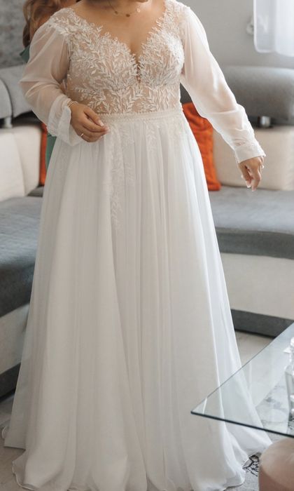 Suknia ślubna plus size