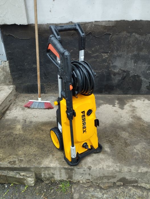 Продам авто мойку