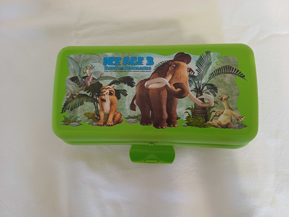 Ланч-бокс "Ледниковый период" Tupperware, 1 л, вместительный