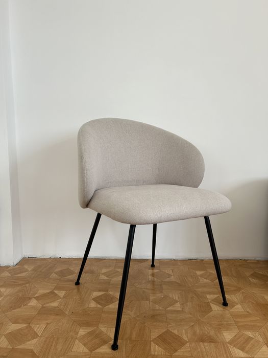 Krzesła tapicerowane