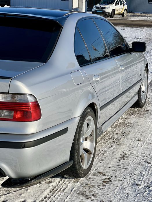 BMW e39 в ідеальному стані