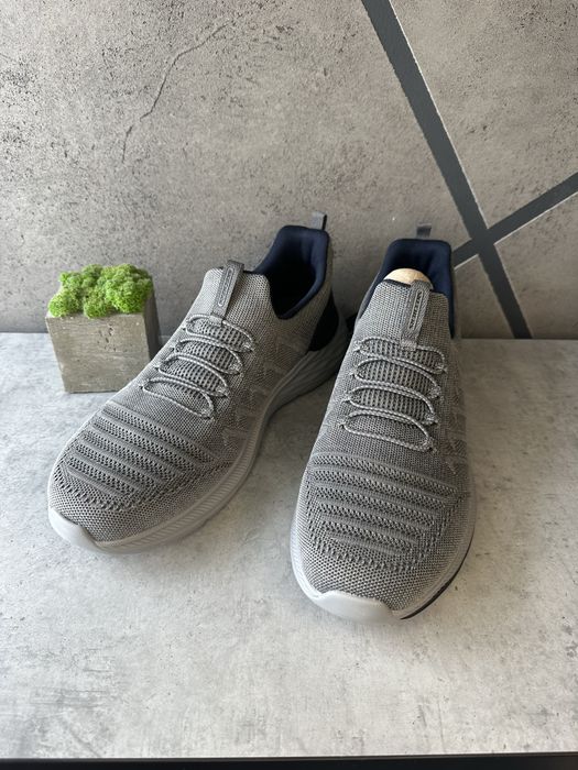 Розмір 48 US 14.Фірмові чоловічі кросівки сліпони Skechers. Оригінал!