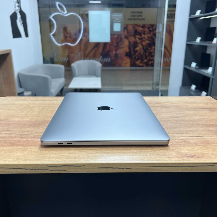 MacBook Pro 13 2022 (M2/8gb/512ssd) Гарантія. 40401SV