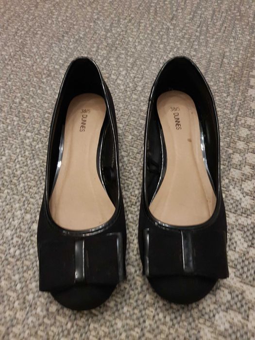 Czarne baleriny z kokarda 38