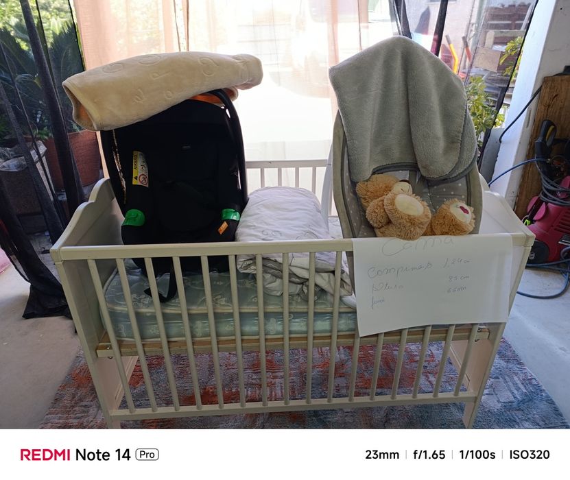 Cama, cadeira, bébicoq bebé
