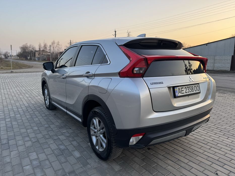 MITSUBISHI Eclipse Cross