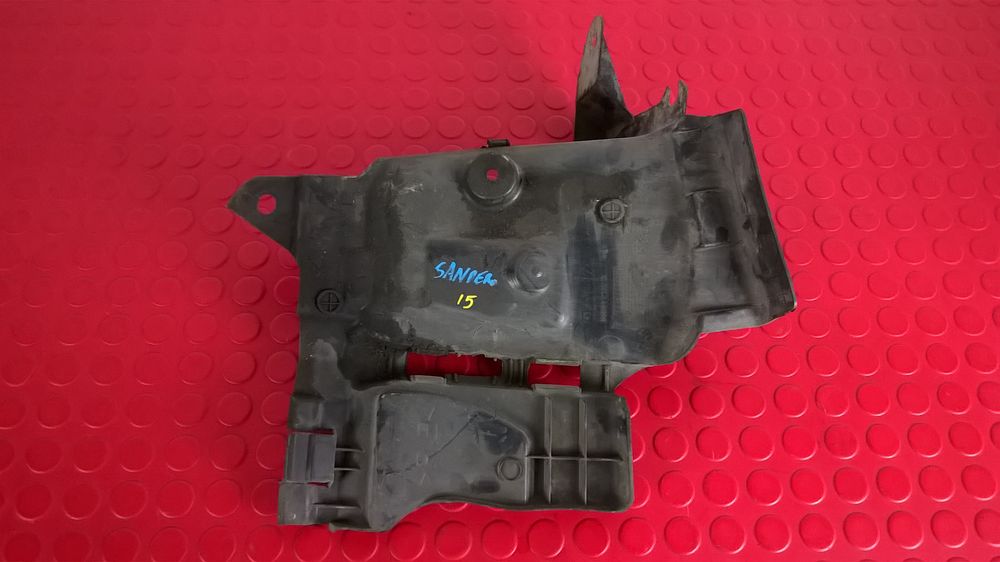 Plástico Proteção Cava de Roda Esq - 638312139R - DACIA SANDERO II