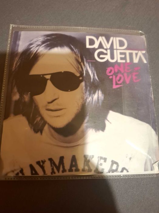 Vendo cd do david guetta