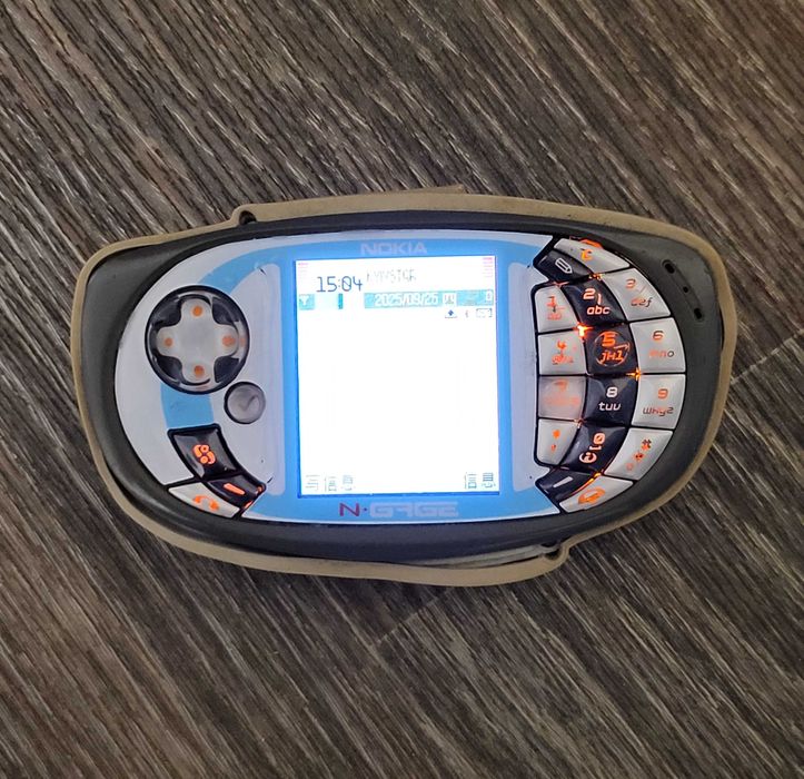 Продам Nokia n-gage qd
