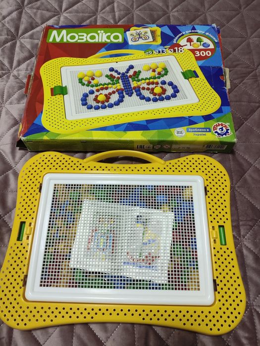 Мозаїка різнокольова