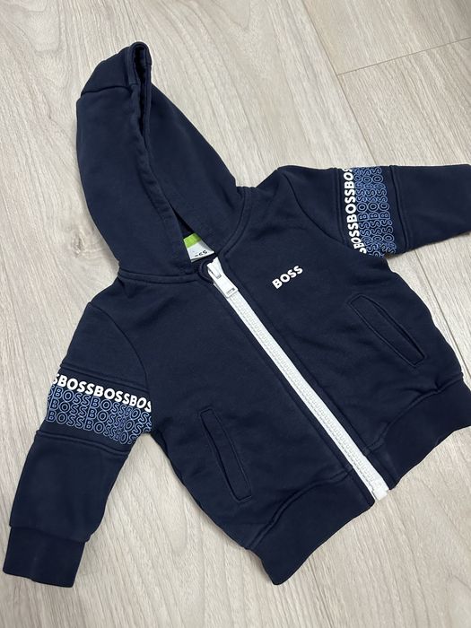 Кофта Boss 9 місяців