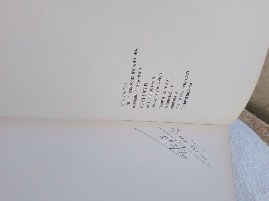 Vários livros de Maria Lourdes Modesto Desde10E-Rego Alfaia-5E Desde2E