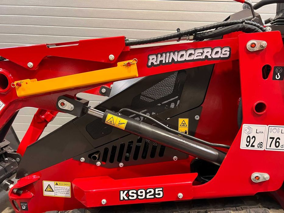 Mini Carregadora  RHINOCEROS KS925 Kubota