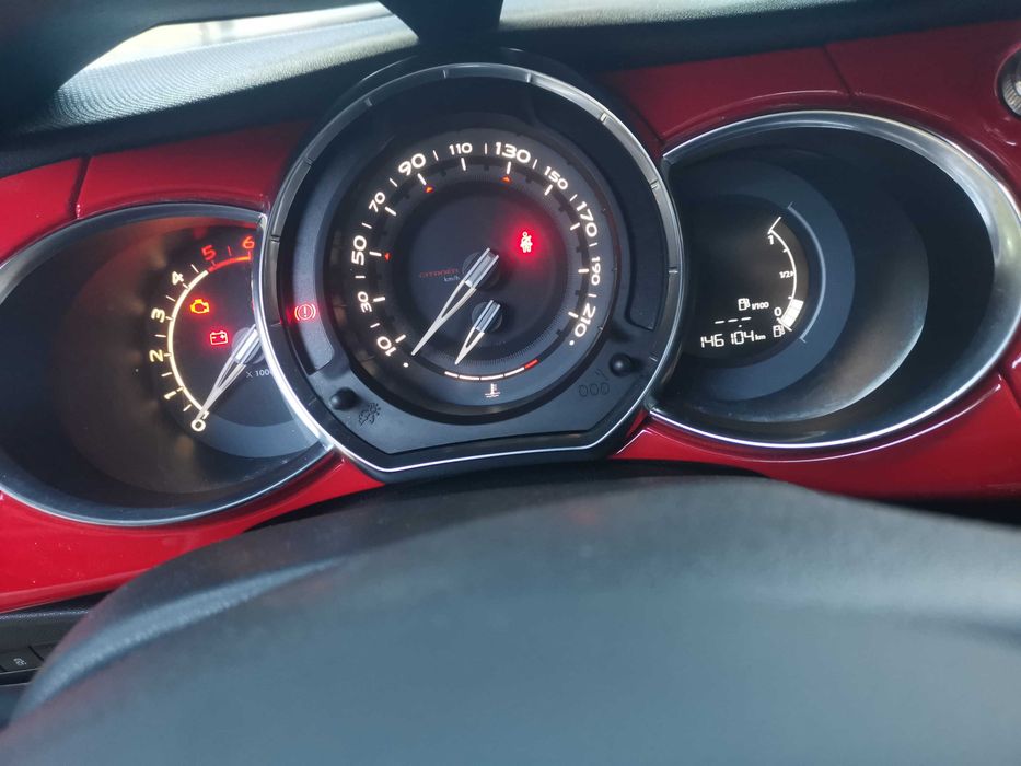 Citroen Ds3 1.6 Black & Red