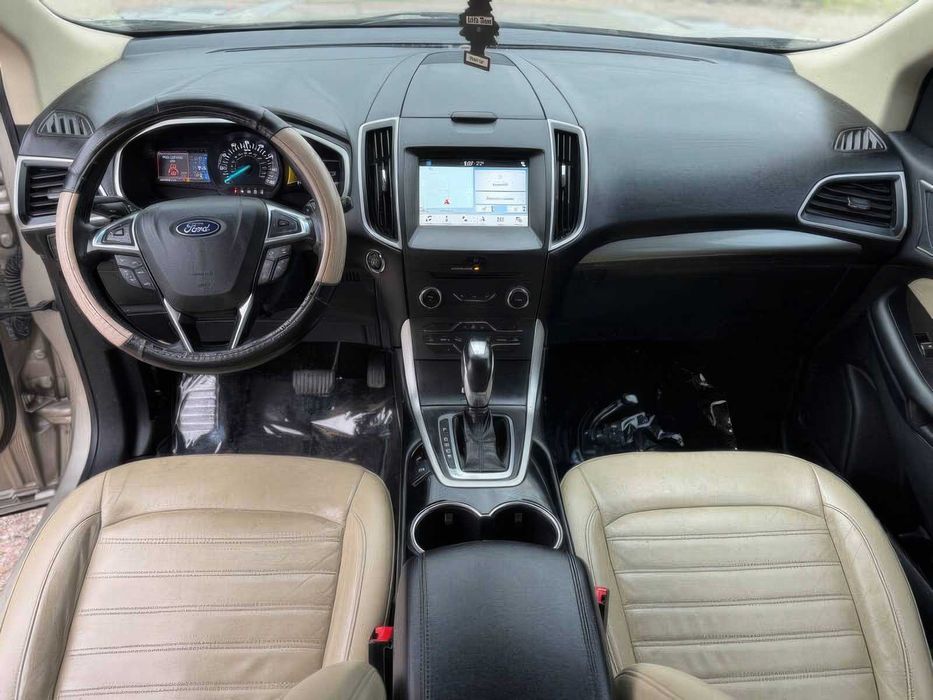 Ford Edge      2018