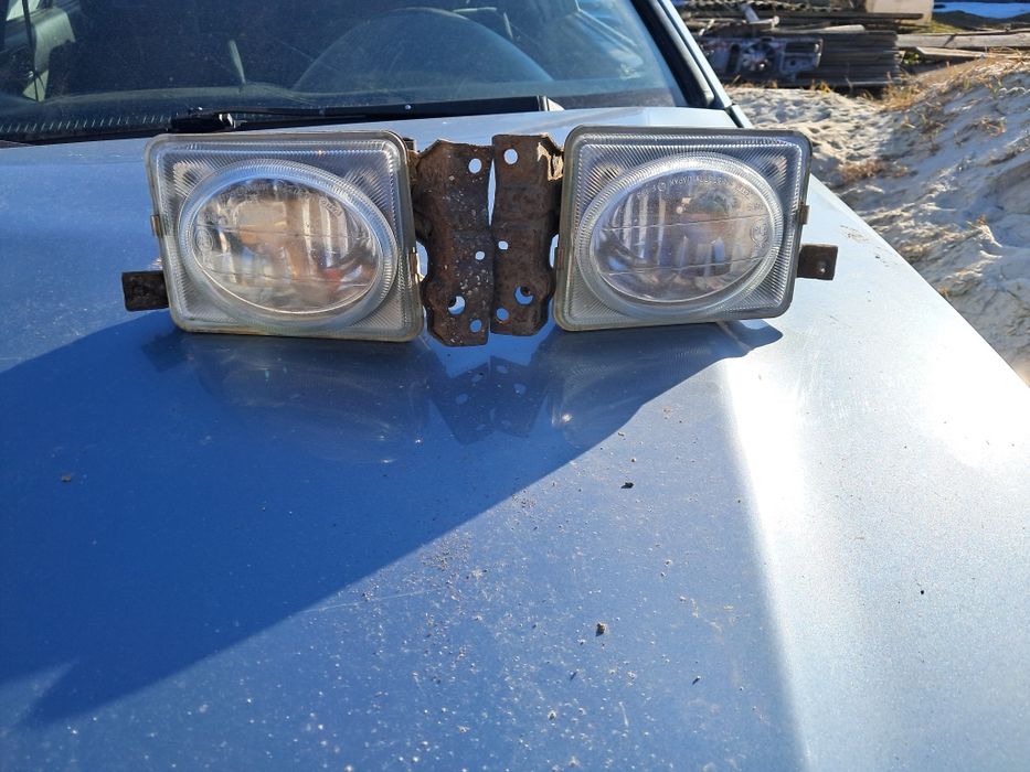 Продам галогенки до Міцубісі галант  8 2001р