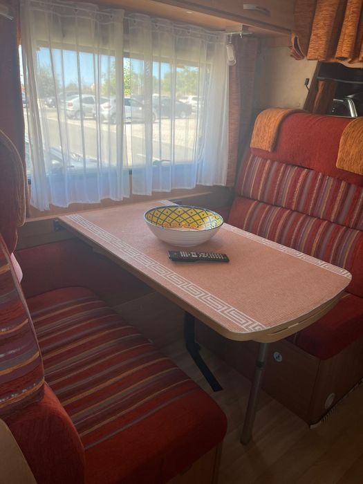 Autocaravana Challenger Genesis 43 de 6 lugares