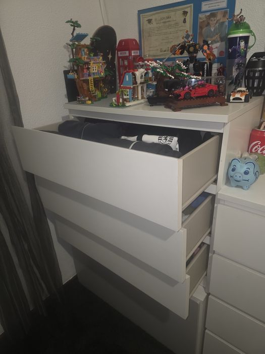 Vendo móveis com pouco uso