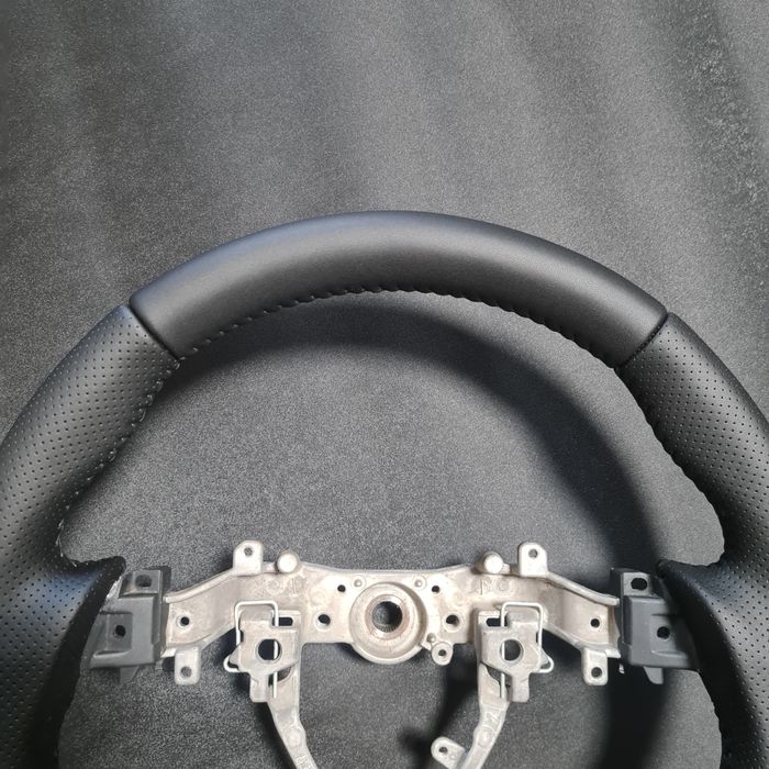 Руль Toyota Rav 4 після перетяжки (на обмін)