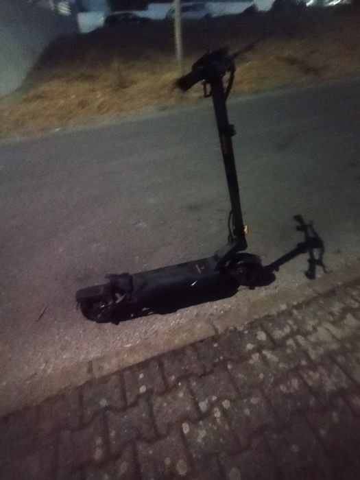 Trotinete usada 2 vezes e sem carregador