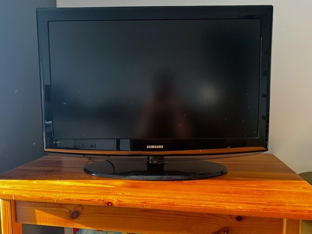 Telewizor Samsung Model LE37R81B