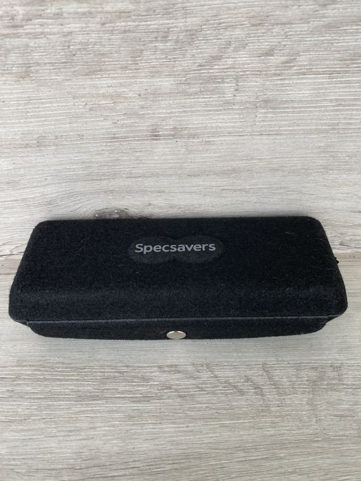 Etui na okulary specsaver