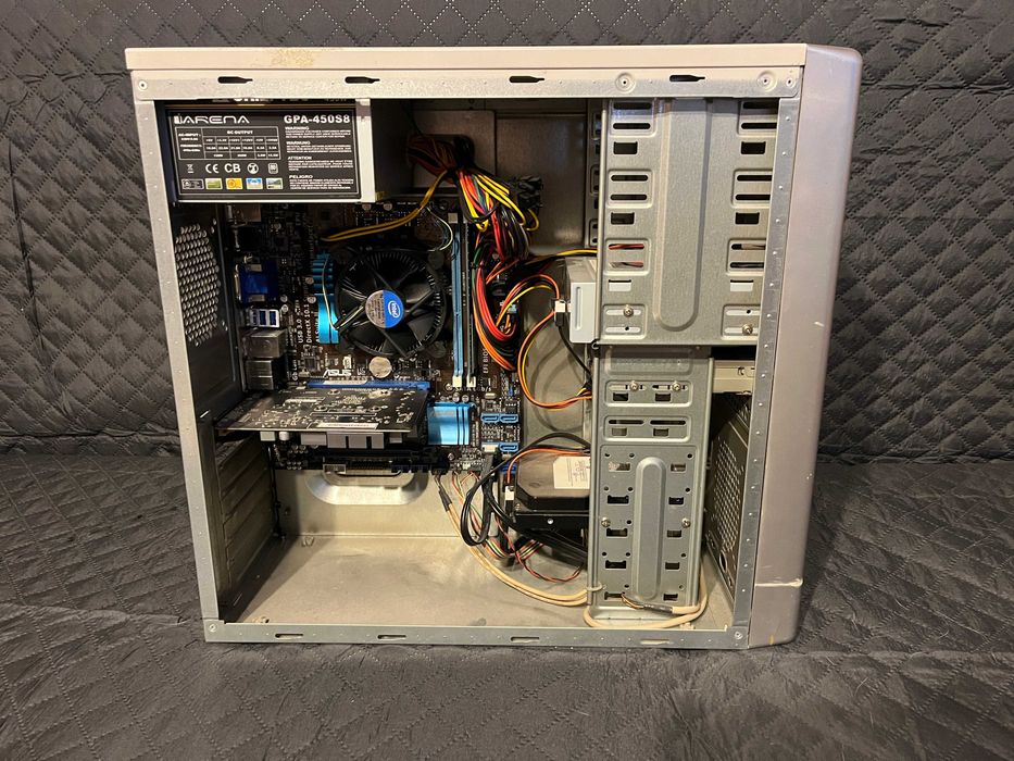 Komputer stacjonarny  G2030, 4 GB, GT730